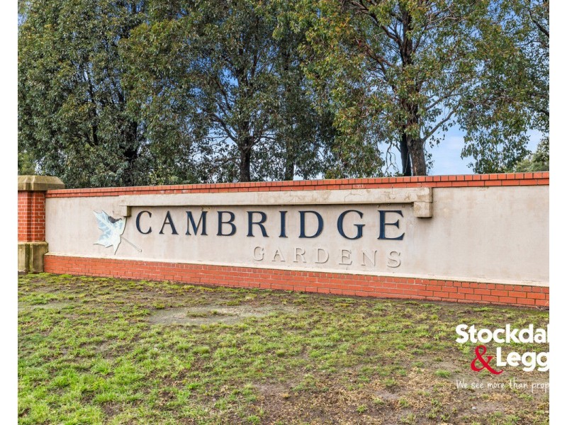 92 Trinity Boulevard, Attwood VIC 3049