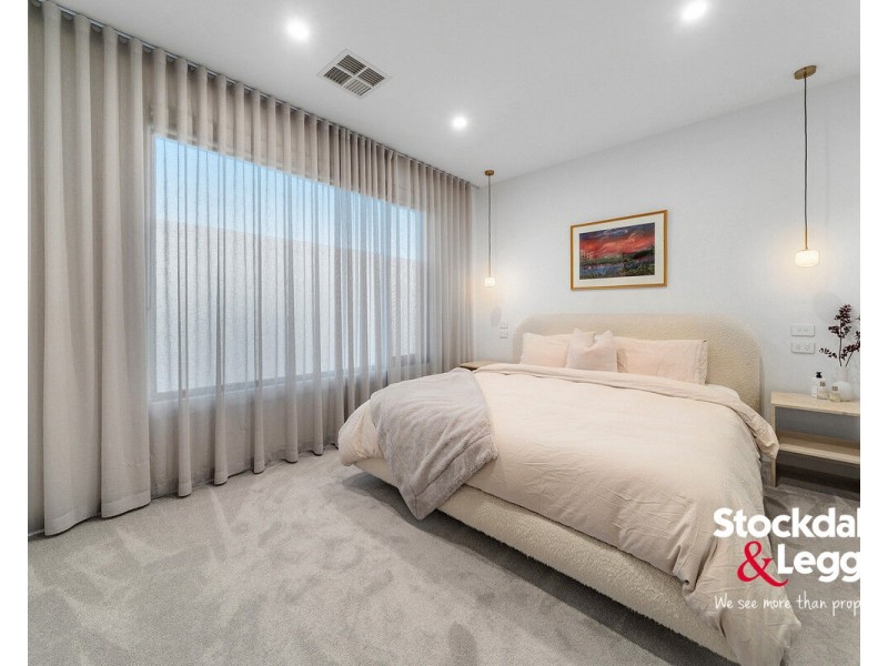1/27 Neil Street, Hadfield VIC 3046