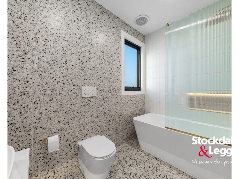 1/27 Neil Street, Hadfield VIC 3046