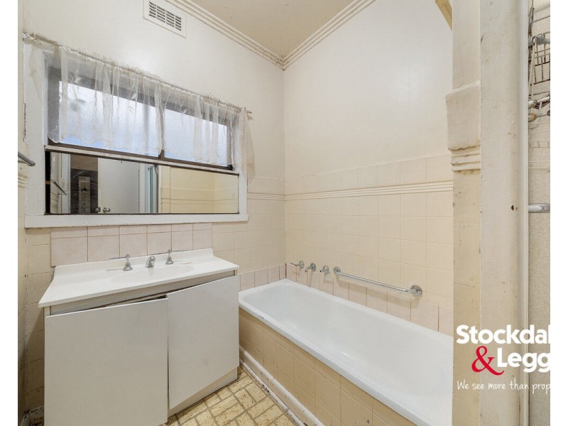 115 Loongana Avenue, Glenroy VIC 3046