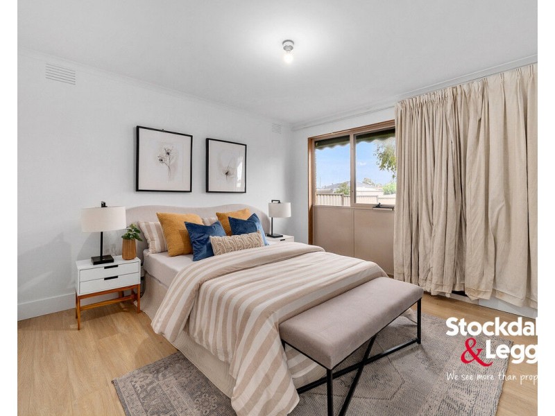 8 Shelbourne Court, Meadow Heights VIC 3048