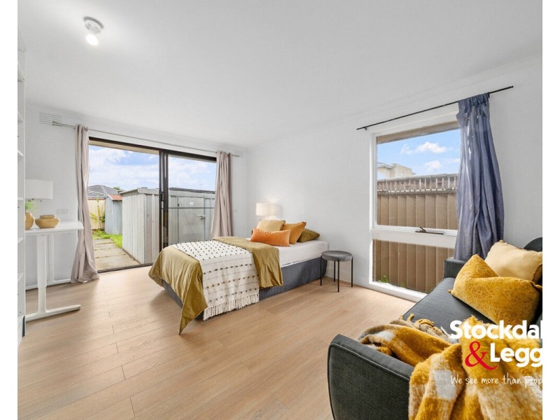8 Shelbourne Court, Meadow Heights VIC 3048