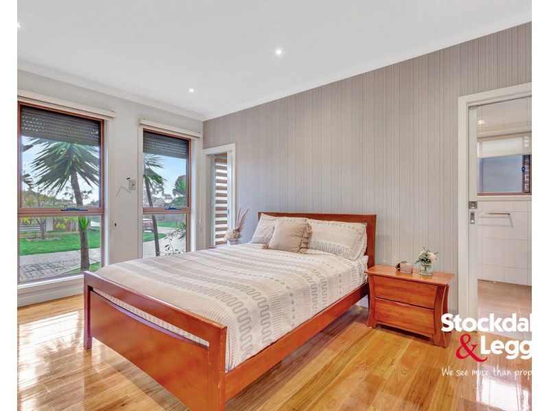 12 Swansea Court, Craigieburn VIC 3064