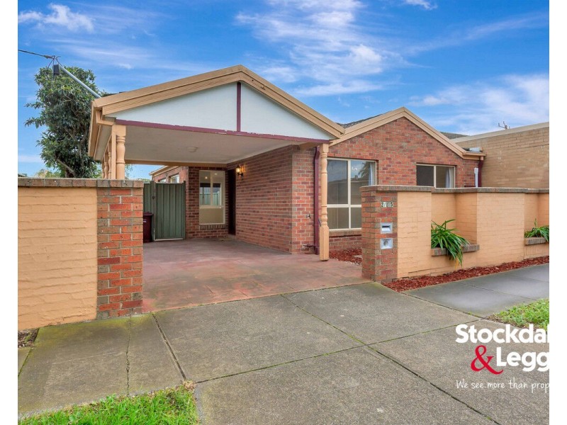 2/15 Churchill Avenue, Tullamarine VIC 3043