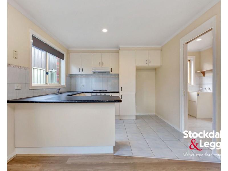 2/15 Churchill Avenue, Tullamarine VIC 3043