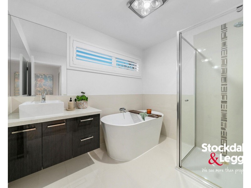 2/24 Prospect Street, Glenroy VIC 3046