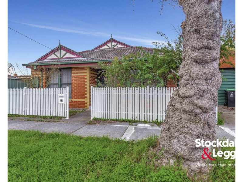 10 Muntz Avenue, Glenroy VIC 3046