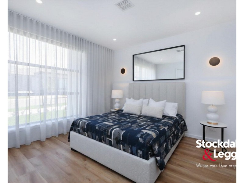 19 Xenolith Drive, Craigieburn VIC 3064