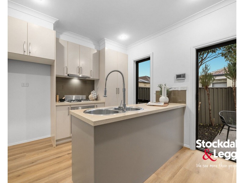 1/10 Churchill Street, Glenroy VIC 3046