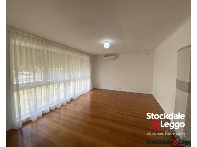 13 Hovell Street, Deer Park VIC 3023