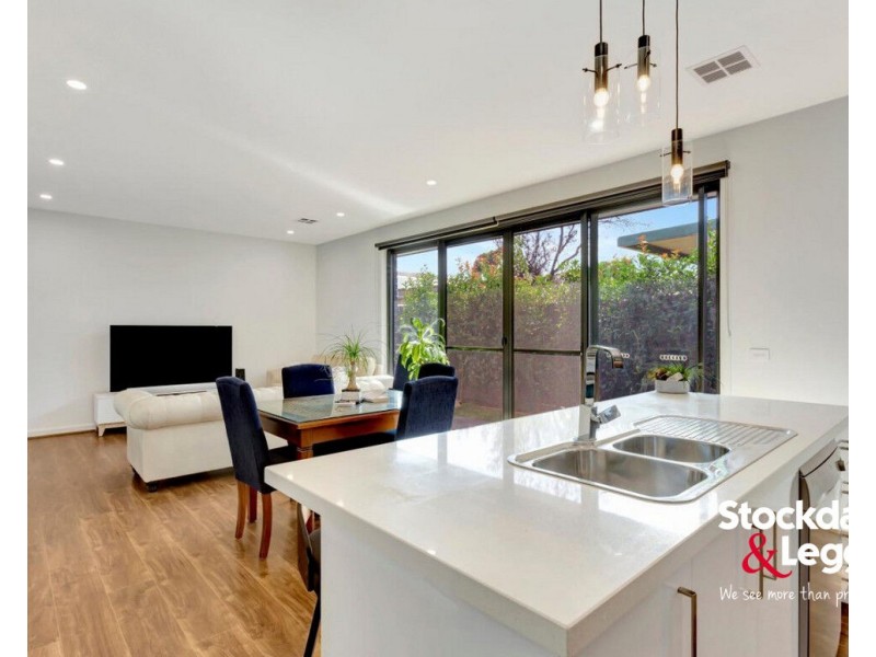 3/22 Shadforth Street, Westmeadows VIC 3049