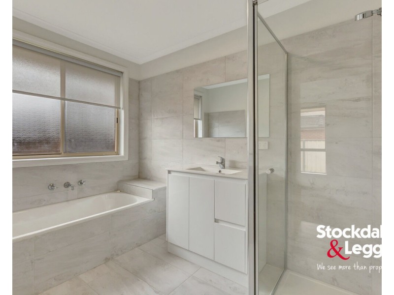 2/1 Sharp Grove, Coburg North VIC 3058