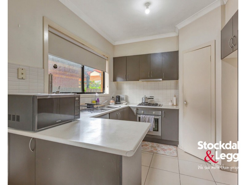 4/64 Doherty Street, Deer Park VIC 3023