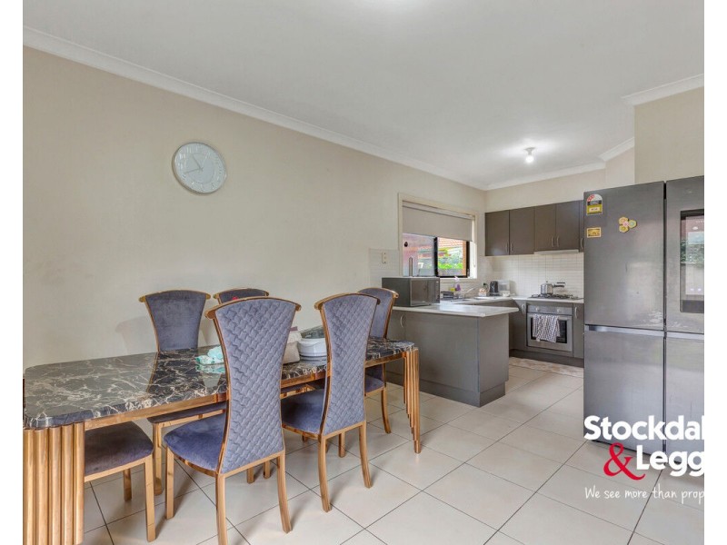 4/64 Doherty Street, Deer Park VIC 3023