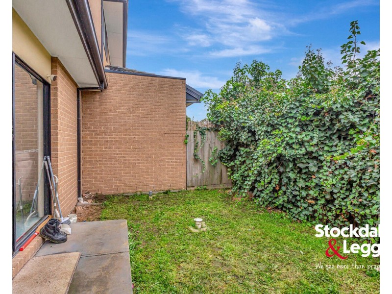 4/64 Doherty Street, Deer Park VIC 3023