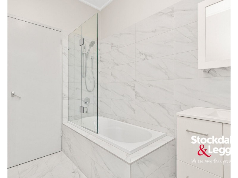 1/64 New Road, Oak Park VIC 3046