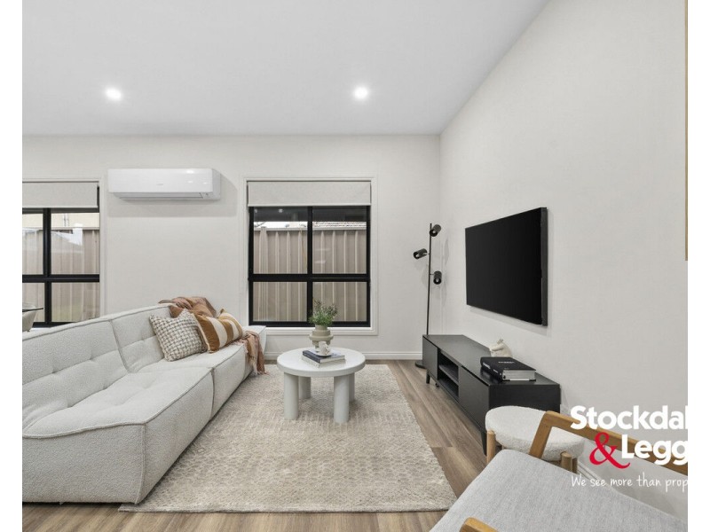 1/25 Ledger Avenue, Fawkner VIC 3060