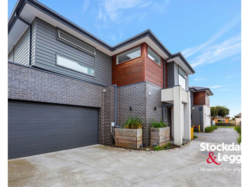 2/17 Justin Avenue, Glenroy VIC 3046