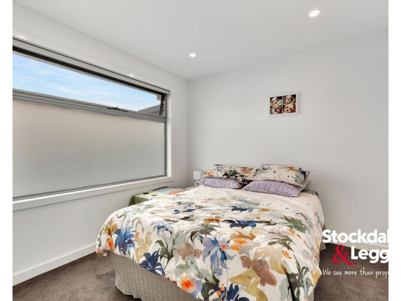 2/17 Justin Avenue, Glenroy VIC 3046