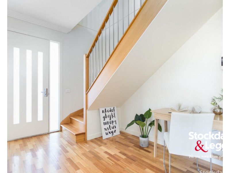 3/6 Linlithgow Way, Greenvale VIC 3059