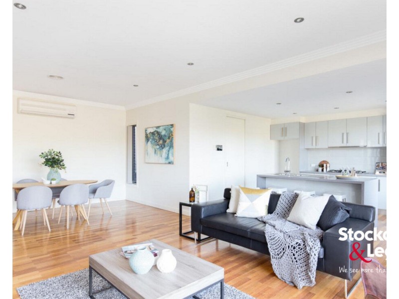 3/6 Linlithgow Way, Greenvale VIC 3059