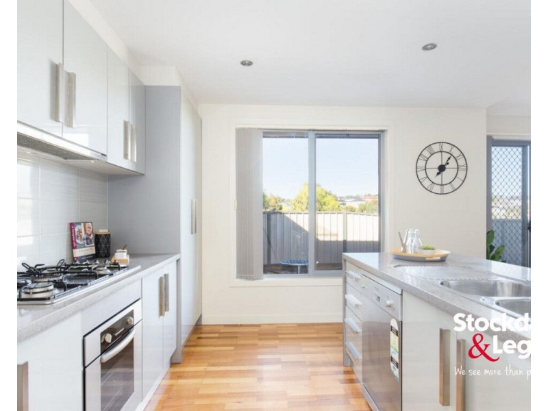 3/6 Linlithgow Way, Greenvale VIC 3059
