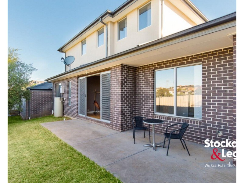 3/6 Linlithgow Way, Greenvale VIC 3059