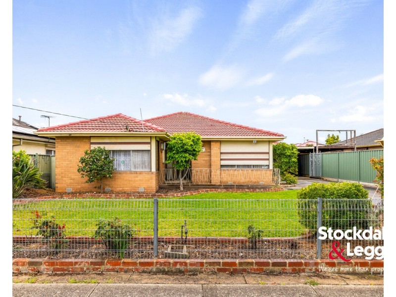 167 Carrick Drive, Gladstone Park VIC 3043