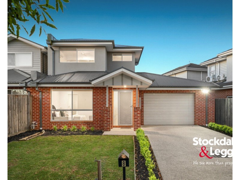 8 Loongana Avenue, Glenroy VIC 3046