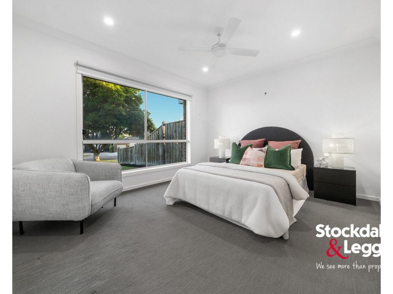 8 Loongana Avenue, Glenroy VIC 3046