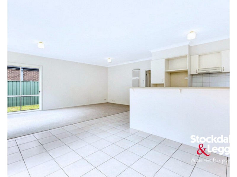 24 Beckett Way, Craigieburn VIC 3064
