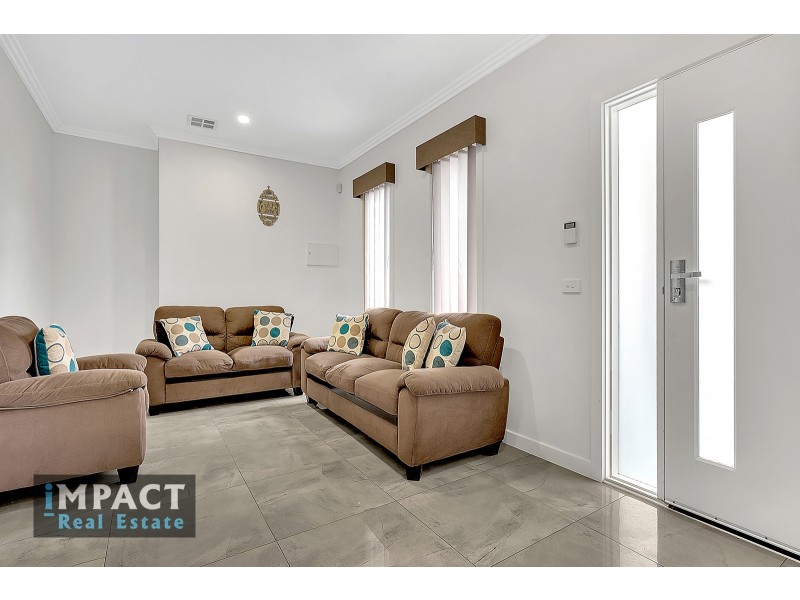 71A Ashleigh Crescent, Meadow Heights VIC 3048