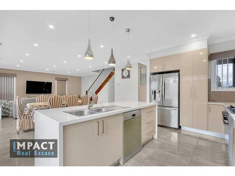 71A Ashleigh Crescent, Meadow Heights VIC 3048