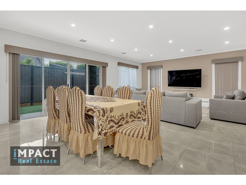 71A Ashleigh Crescent, Meadow Heights VIC 3048