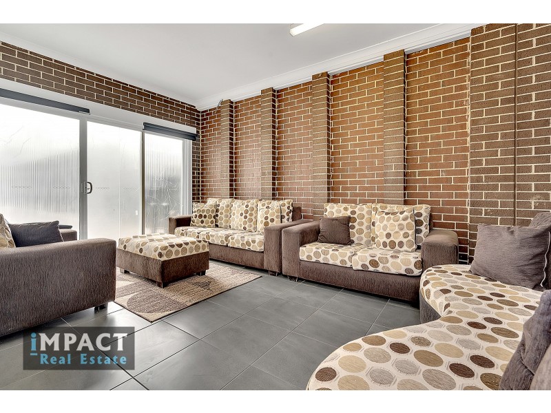 71A Ashleigh Crescent, Meadow Heights VIC 3048