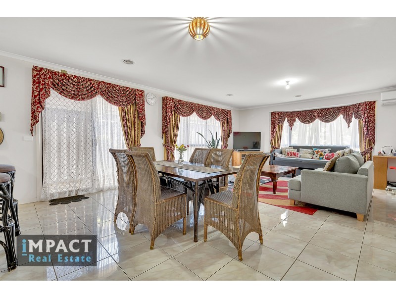 24 Hawker Avenue, Roxburgh Park VIC 3064