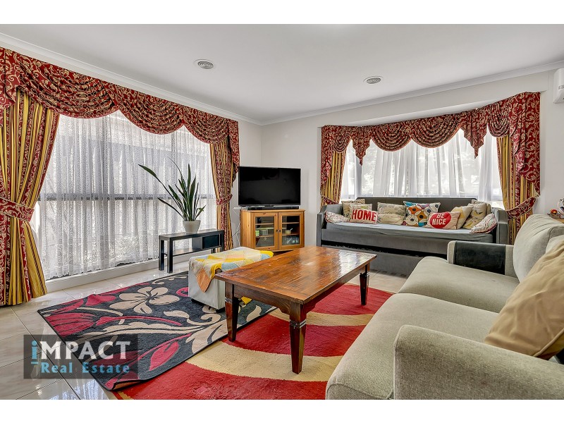 24 Hawker Avenue, Roxburgh Park VIC 3064