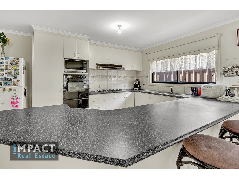 24 Hawker Avenue, Roxburgh Park VIC 3064