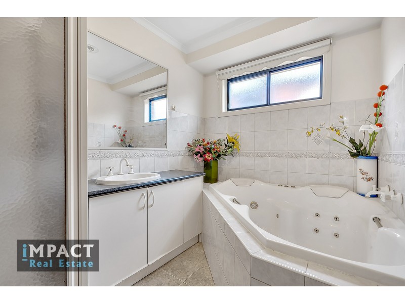 24 Hawker Avenue, Roxburgh Park VIC 3064