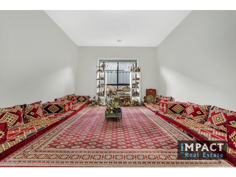 12 Recreation St, Roxburgh Park VIC 3064