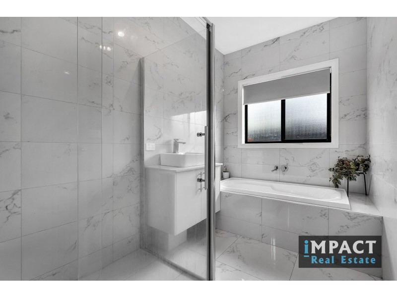 12 Recreation St, Roxburgh Park VIC 3064