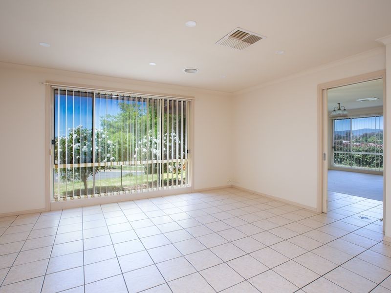 25 Kingfisher Drive, Wodonga VIC 3690