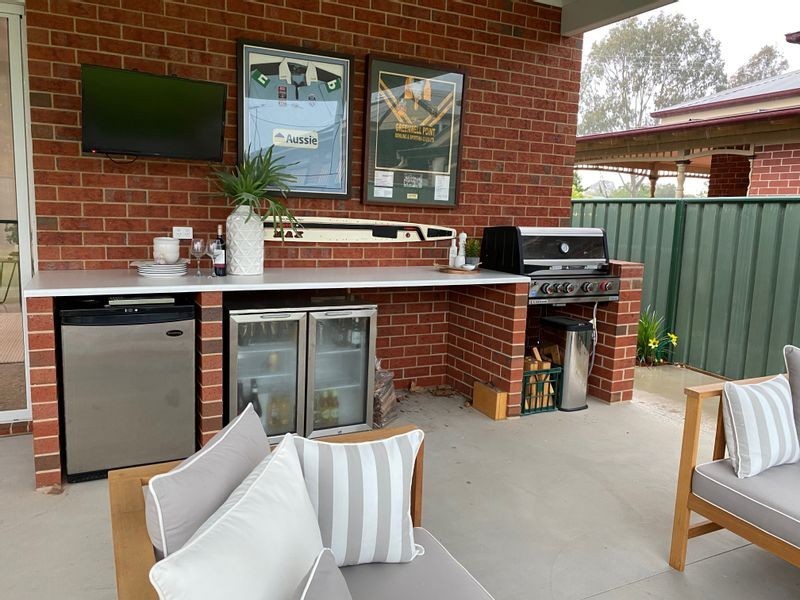 15 Thomas Mitchell Drive, Wodonga VIC 3690