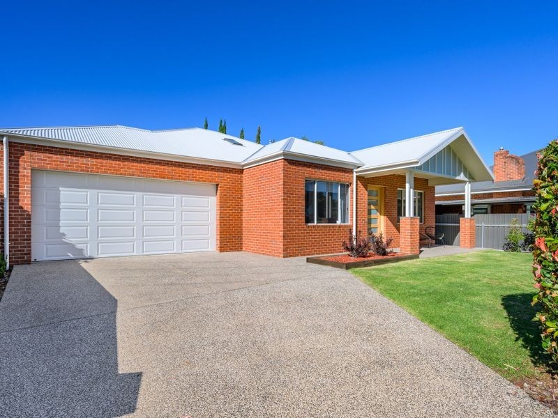 15 Thomas Mitchell Drive, Wodonga VIC 3690