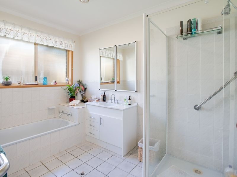 21 McCulloch Crescent, Wodonga VIC 3690