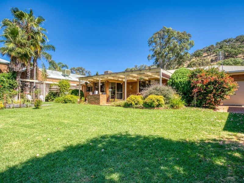 21 McCulloch Crescent, Wodonga VIC 3690