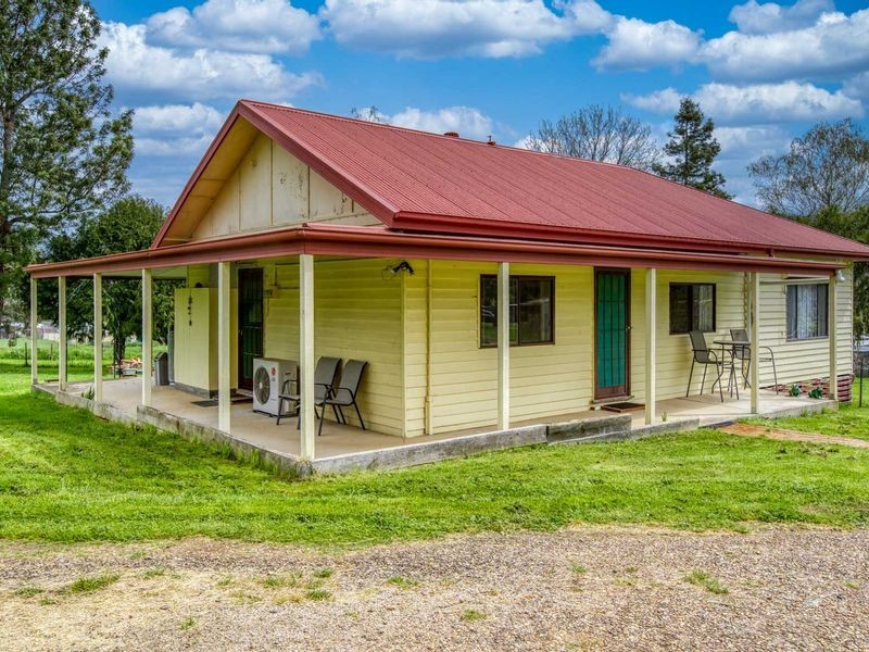 4 Dunstan Court, Eskdale VIC 3701