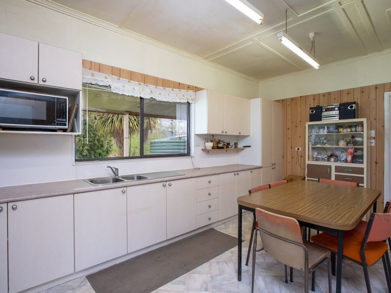 4 Dunstan Court, Eskdale VIC 3701