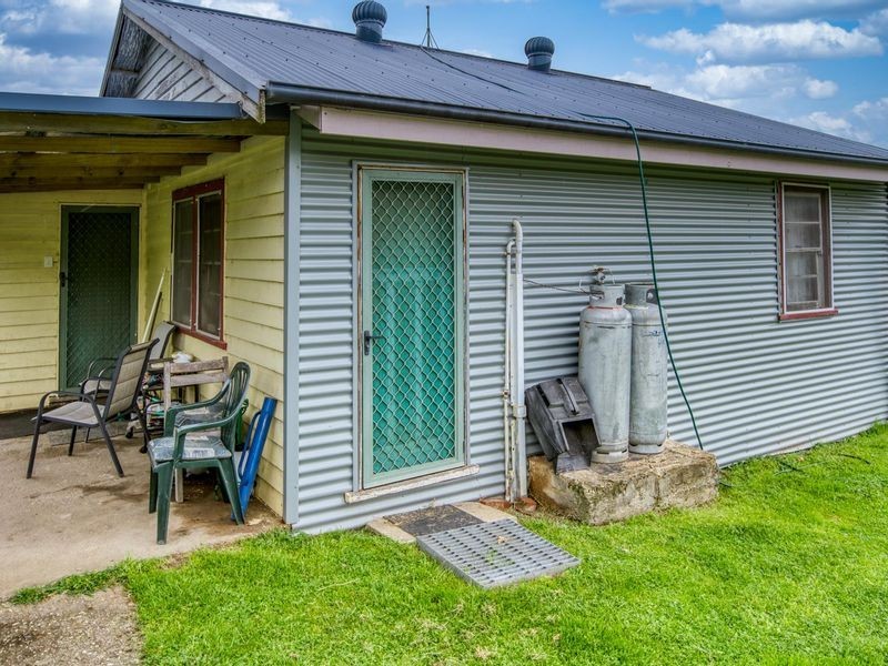 4 Dunstan Court, Eskdale VIC 3701