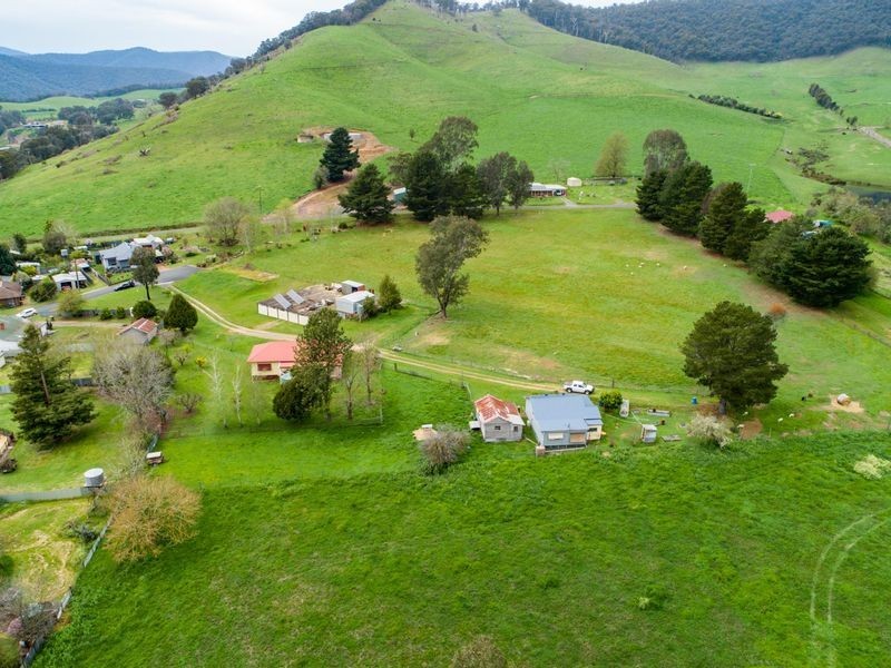 4 Dunstan Court, Eskdale VIC 3701